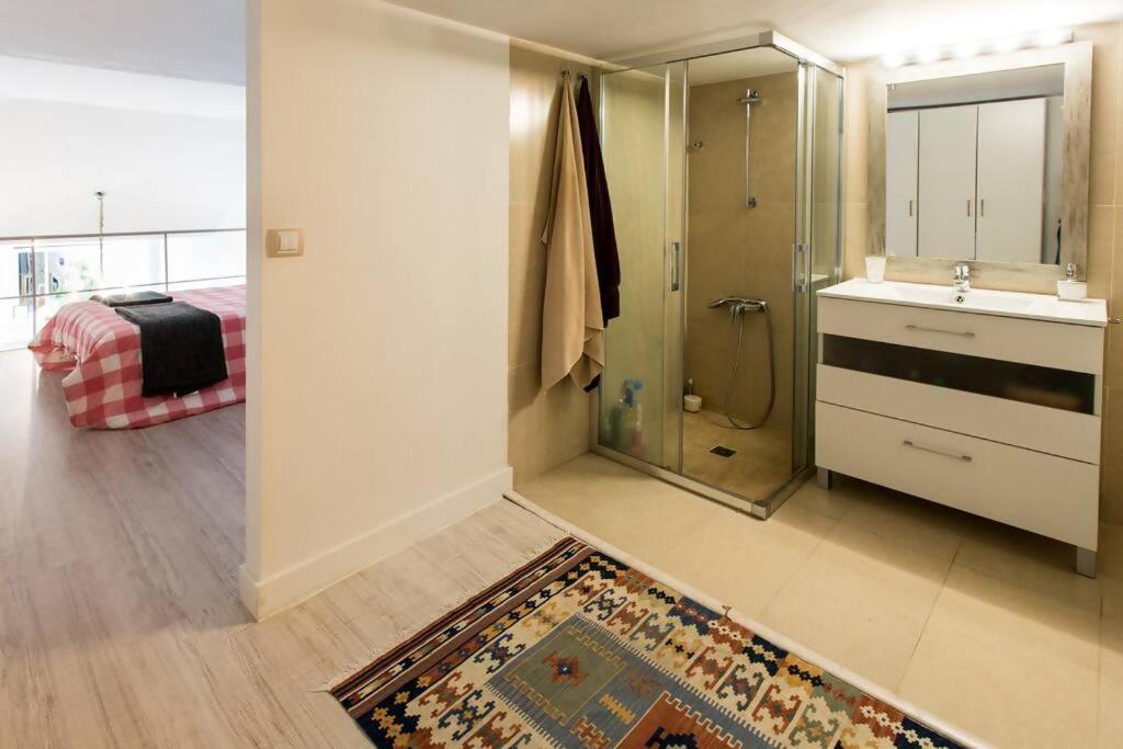 Duplex Center Parking Netflix Amazon Video Apartamento Sevilha Exterior foto