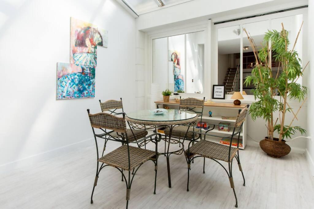 Duplex Center Parking Netflix Amazon Video Apartamento Sevilha Exterior foto