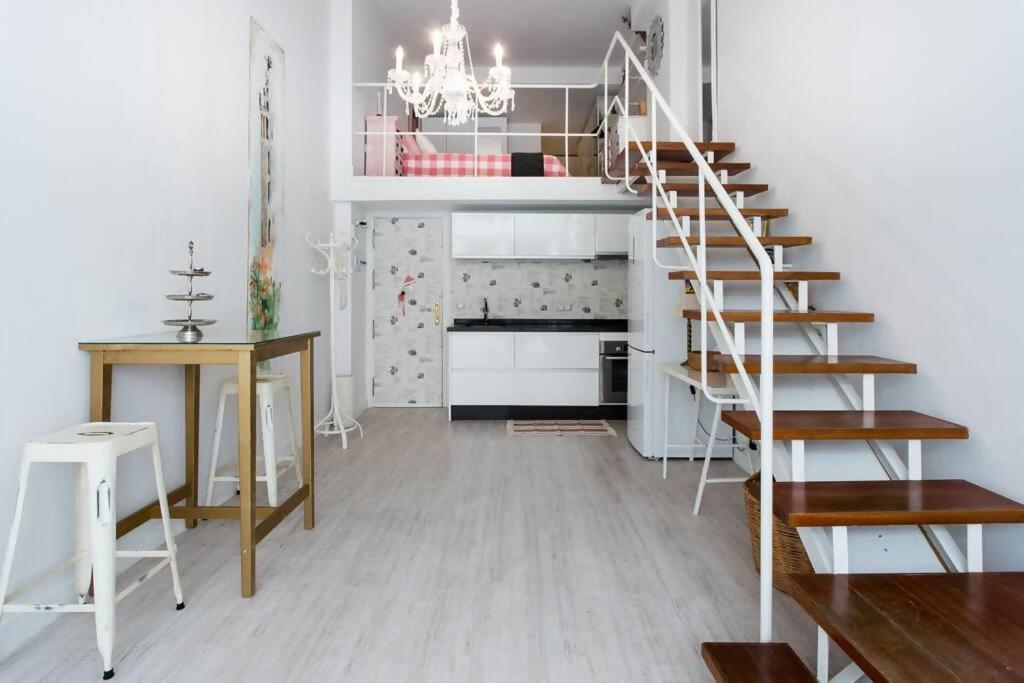 Duplex Center Parking Netflix Amazon Video Apartamento Sevilha Exterior foto